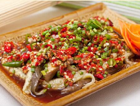 豆瓣烧茄子三高高血压能吃吗？作用与功效、做法、营养价值