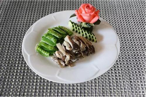 白扒松茸蘑能防癌抗癌吗-作用与功效、做法、营养价值