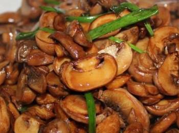 大蒜烧平菇能防癌抗癌吗-作用与功效、做法、营养价值