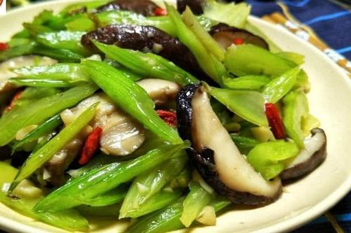 香菇芹菜能防癌抗癌吗-作用与功效、做法、营养价值