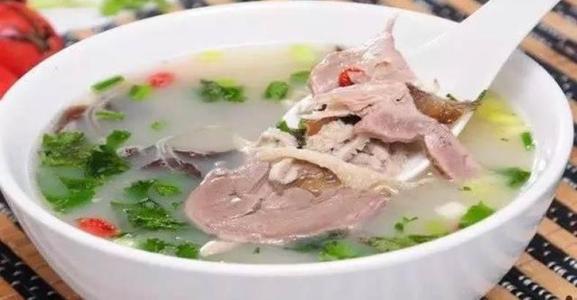 蚕豆雪菜牛肉汤女性吃的好处-作用与功效、做法、营养价值