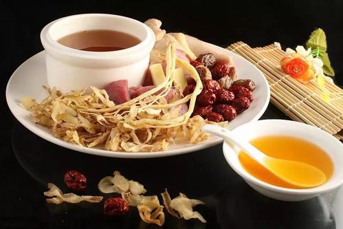 顾兆农当归丹皮止崩汤的配方组成、作用与功效、经验