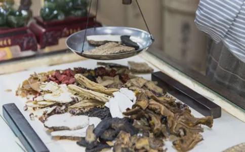 张灿玾肺痈清解方的配方组成、作用与功效、适应症