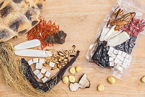 周仲瑛胃痛方二的配方组成、作用与功效、经验