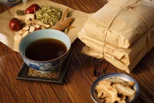 何任甘草泻心汤的配方组成、作用与功效、经验