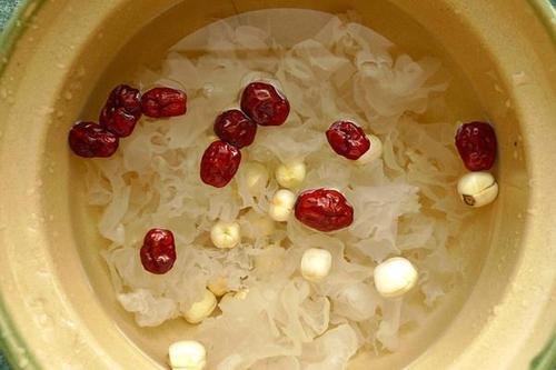 银花绿豆汤能润肺解燥吗？作用与功效、做法