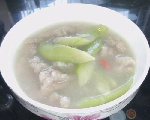 珊瑚莼菜蟹汤能润肺解燥吗？作用与功效、做法