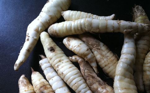 泽兰汤能治疗妇科病吗？女人使用的好处与功效