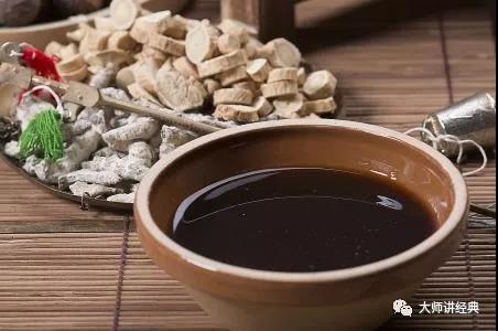 栀子豉汤加味治疗糖尿病眼病配方、医案、经典案例