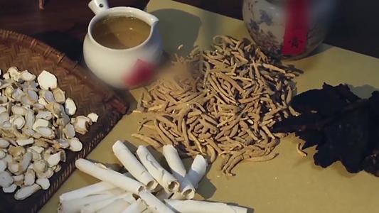 一贯煎加味治疗慢性萎缩性胃炎配方、医案、经典案例