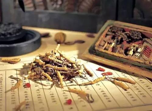 大定风珠加味治疗小儿抽动秽语综合征配方、医案、经典案例