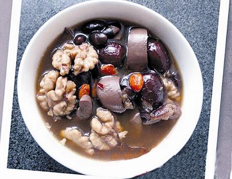 黑芝麻炖鸡能滋阴补肾壮阳吗？作用与功效、做法