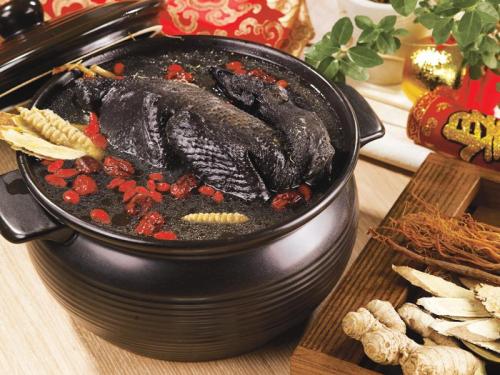 鹿茸炖乌骨鸡能滋阴补肾壮阳吗？作用与功效、做法