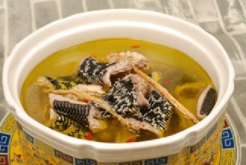 雷虫龙虎汤内服外敷治疗类风湿关节炎配方、医案、经典案例