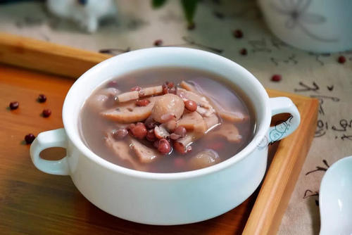 痛风汤加减治疗痛风性关节炎配方、医案、经典案例