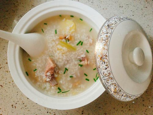 土豆粥能健脾益胃吗？作用与功效、做法