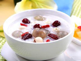 莲子龙眼红枣粥能健脾益胃吗？作用与功效、做法