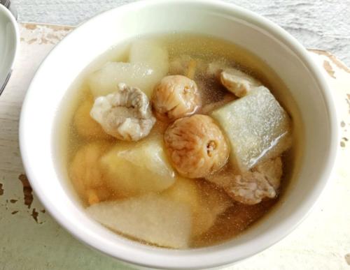 雪梨无花果猪汤能健脾益胃吗？作用与功效、做法