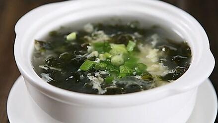 紫菜汤中老年人吃的好处-作用与功效、做法、营养价值