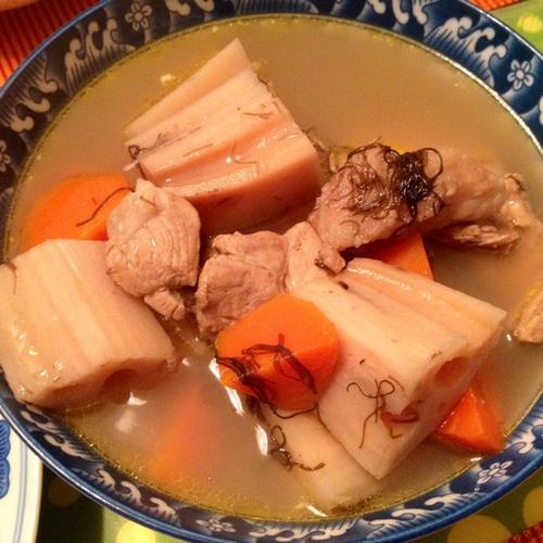 莲藕蚝豉发菜猪舌汤中老年人吃的好处-作用与功效、做法、营养价值