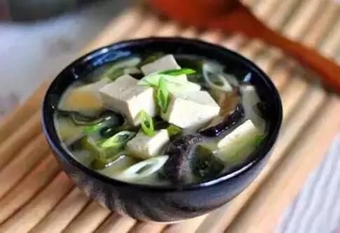 海带炖豆腐中老年人吃的好处-作用与功效、做法、营养价值