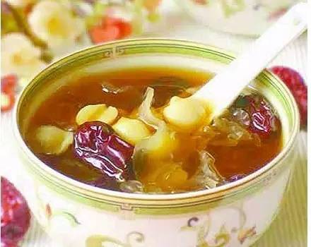 丹参冰糖水中老年人吃的好处-作用与功效、做法、营养价值