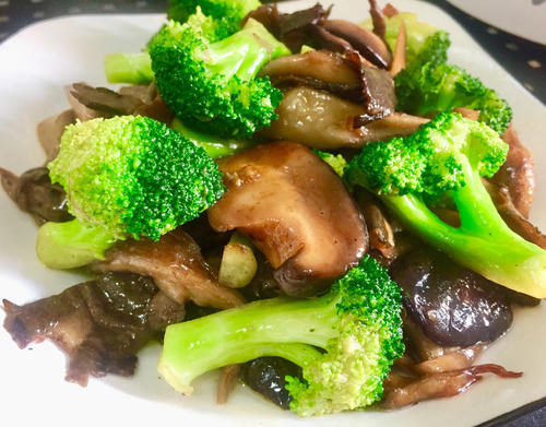 烩双菇中老年人吃的好处-作用与功效、做法、营养价值