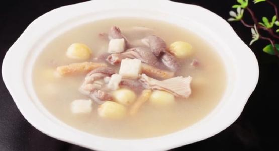 芡实白果猪肚汤中老年人吃的好处-作用与功效、做法、营养价值