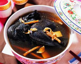 参归炖鸽肉能补气养血吗？作用与功效、做法