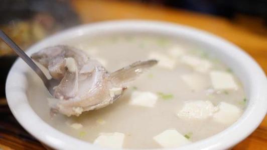 乌豆独活瘦肉汤能补气养血吗？作用与功效、做法