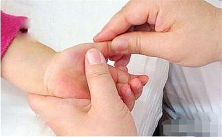 参苓白术散加减治小儿疳积医案、配方