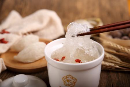 燕窝有什么功用？