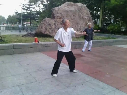 为什么练功时有人津液多有人津液少？