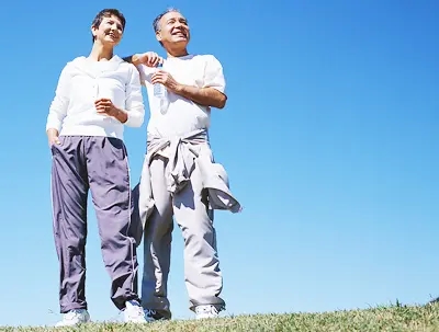 老年人参加运动旅游有何注意事项？