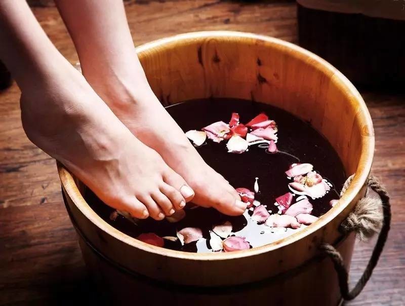 什么是足底按摩？有什么效应？