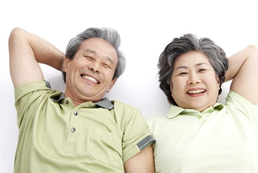 中老年人冬季着装要注意什么