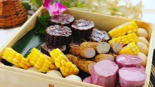 “两粥一饭”能让中老年人颐养天年吗