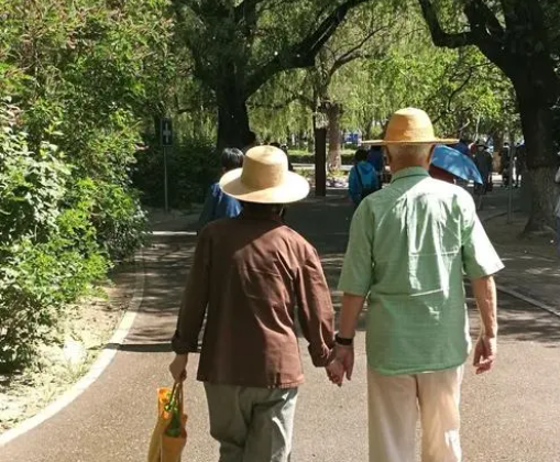 心理问题对离退休老人健康危害有哪些