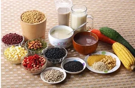 老年痴呆症患者应该如何吃