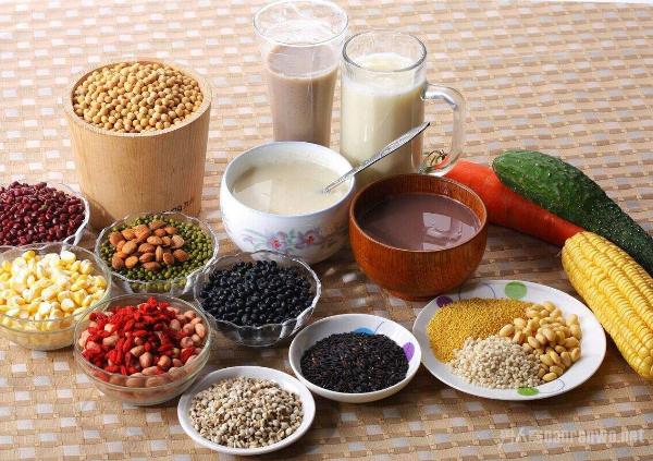 饮食保健应掌握哪些基本原则?