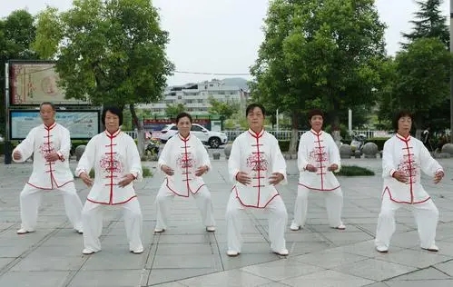 老年人运动健身与气温有什么关系