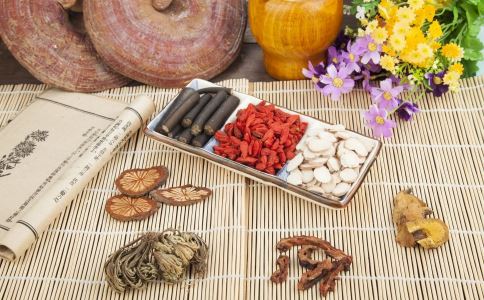 枇杷膏能帮中老年人去火吗